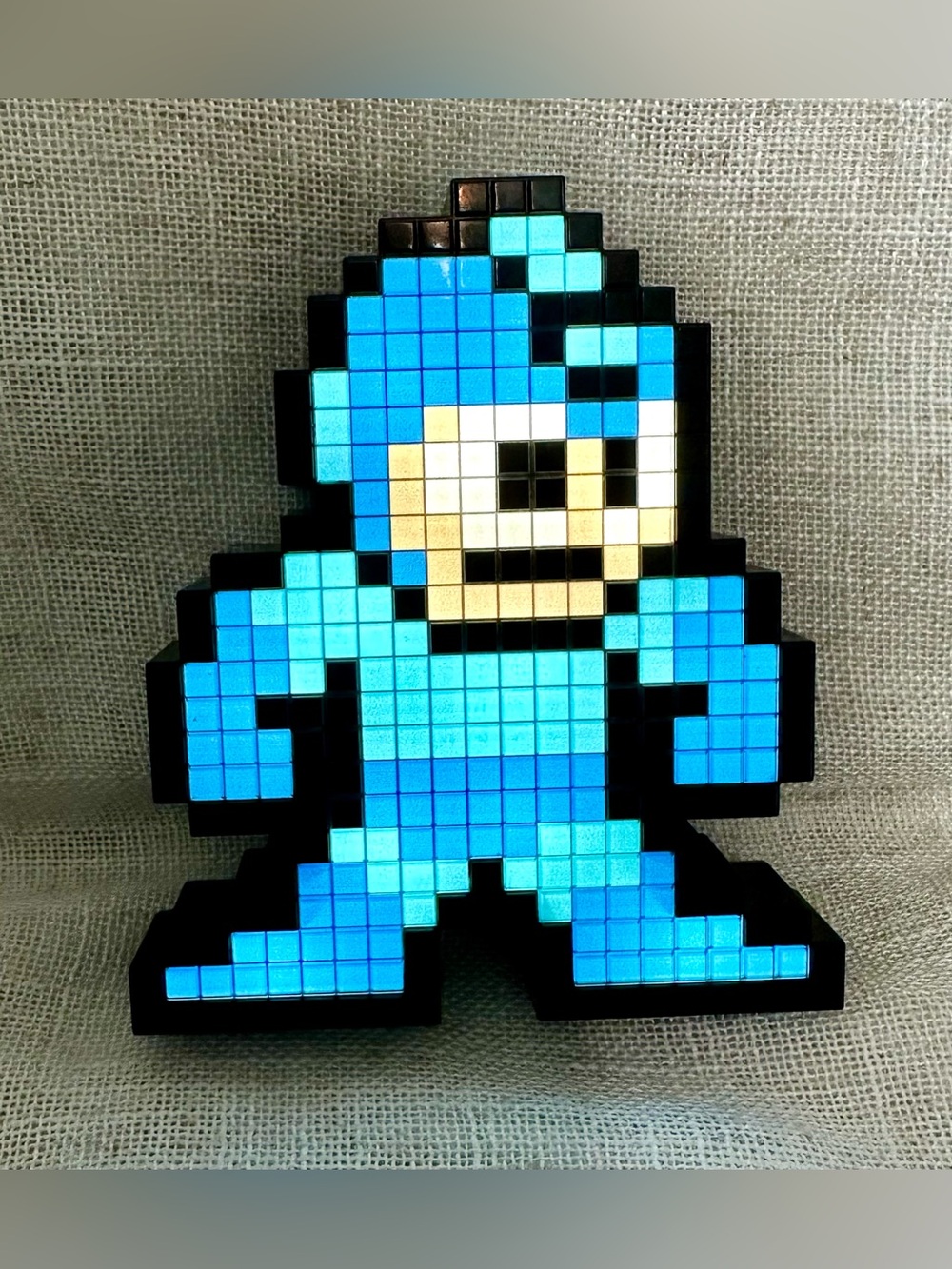Capcom Mega Man Pixel Pals Light Up LED Figure Gaming Room Collectible Decor